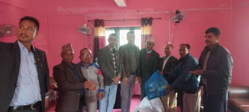 बिध्यालयलाई सांस्कृतिक सामाग्रीहरु प्रदान गरिदैं